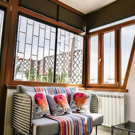 Chic And Spacious Penthouse アパート