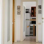 Chic And Spacious Penthouse Рим